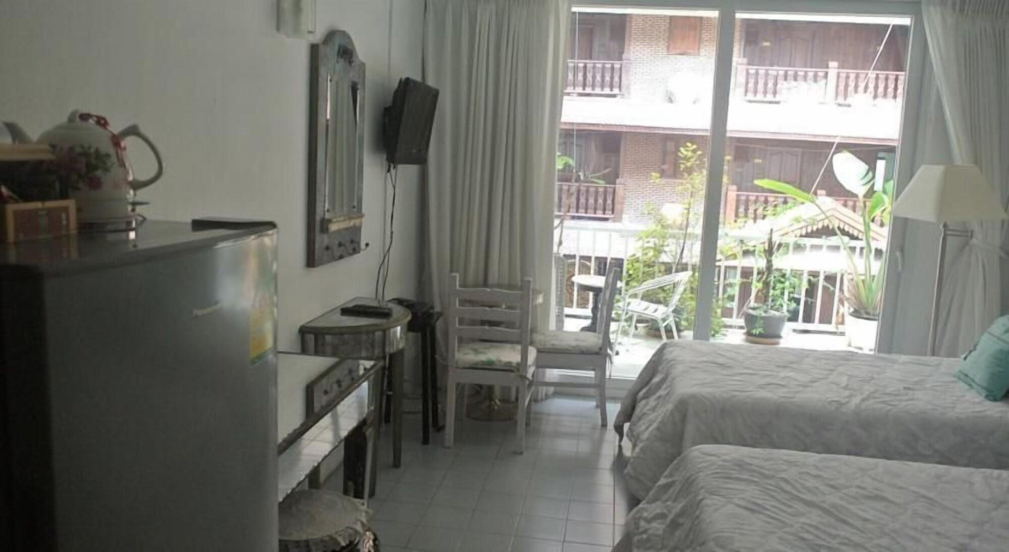 Oriental Smile Hotel Bangkok Bagian luar foto